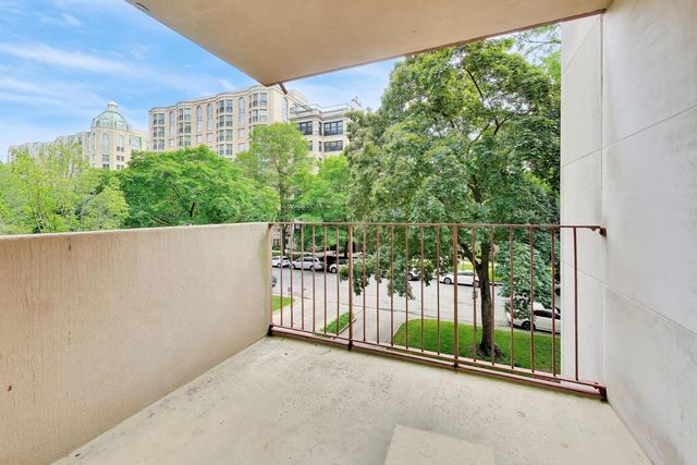 1508 HINMAN Avenue 3A, Evanston, IL 60201