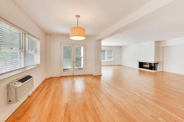 1508 HINMAN Avenue 3A, Evanston, IL 60201