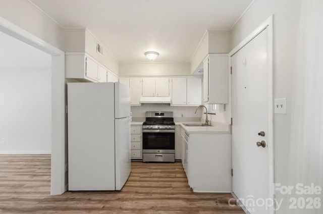 3010 Crosby Road 210, Charlotte, NC 28211