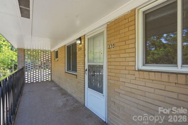 3010 Crosby Road 210, Charlotte, NC 28211