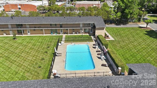 3010 Crosby Road 210, Charlotte, NC 28211