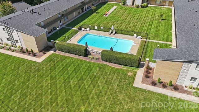 3010 Crosby Road 210, Charlotte, NC 28211