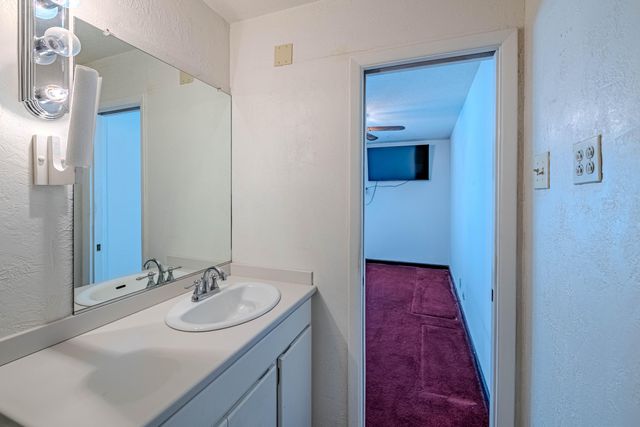 3827 Montgomery Boulevard NE APT 234, Albuquerque, NM 87109