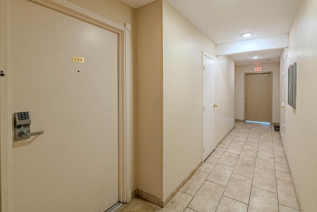 3827 Montgomery Boulevard NE APT 234, Albuquerque, NM 87109