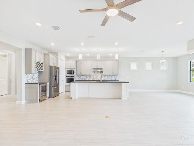 4088 Basket Oak Circle, Vero Beach, FL 32967