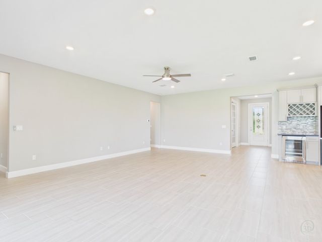 4088 Basket Oak Circle, Vero Beach, FL 32967