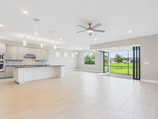 4088 Basket Oak Circle, Vero Beach, FL 32967