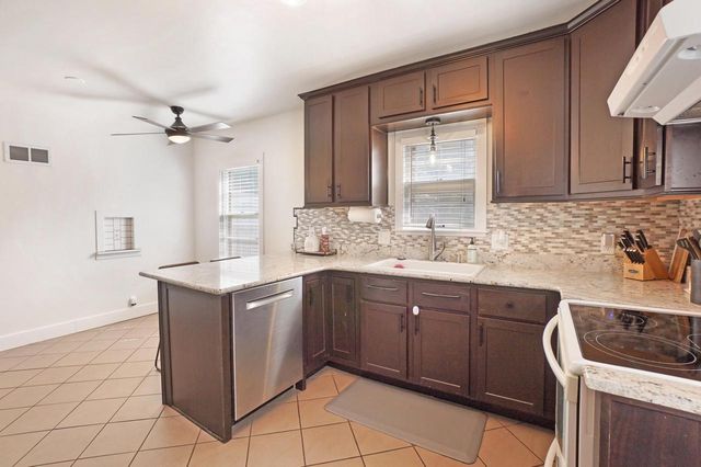 1964 S 91st STREET, West Allis, WI 53227