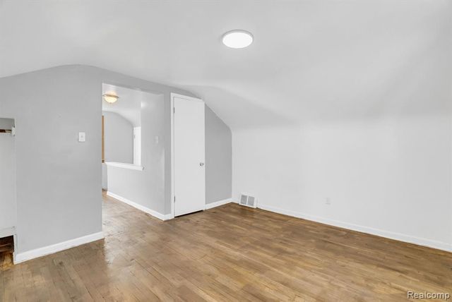 6235 Rosemont Avenue, Detroit, MI 48228