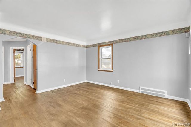 6235 Rosemont Avenue, Detroit, MI 48228