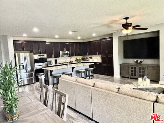 42541 Bradshaw Drive, Temecula, CA 92592