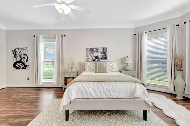 902 Rushmore Dr, Murfreesboro, TN 37129