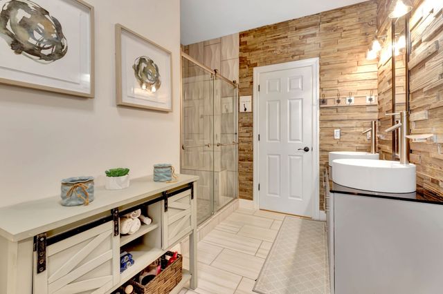 902 Rushmore Dr, Murfreesboro, TN 37129