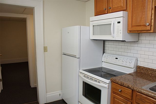 422 WALNUT Street, Erie, PA 16507