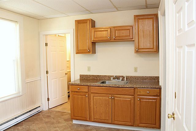 422 WALNUT Street, Erie, PA 16507