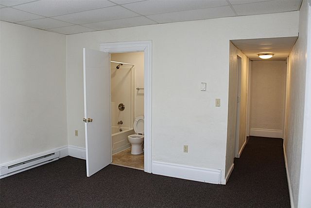 422 WALNUT Street, Erie, PA 16507