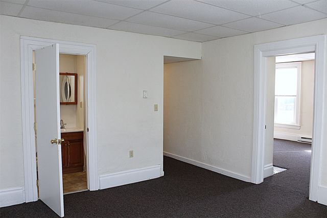 422 WALNUT Street, Erie, PA 16507