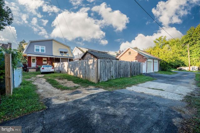700 ALTON AVE, Reading, PA 19605