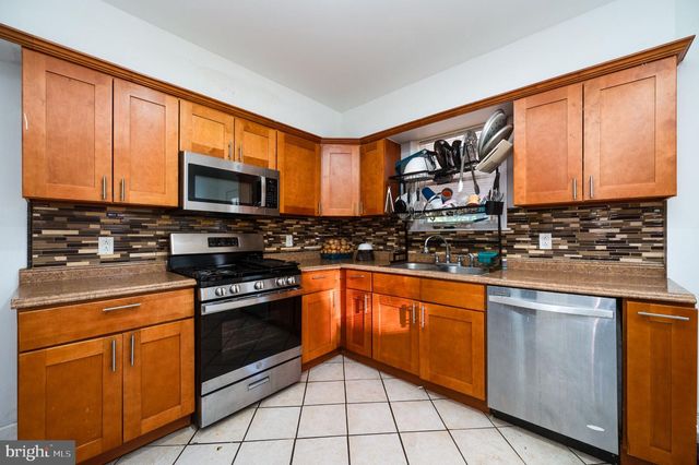 700 ALTON AVE, Reading, PA 19605