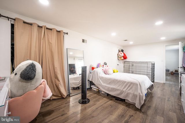 13717 GREENWOOD DR, Woodbridge, VA 22193