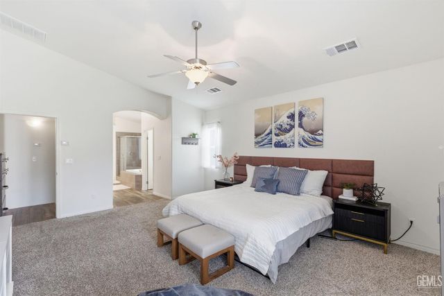 6008 Luckman Drive, Bakersfield, CA 93311