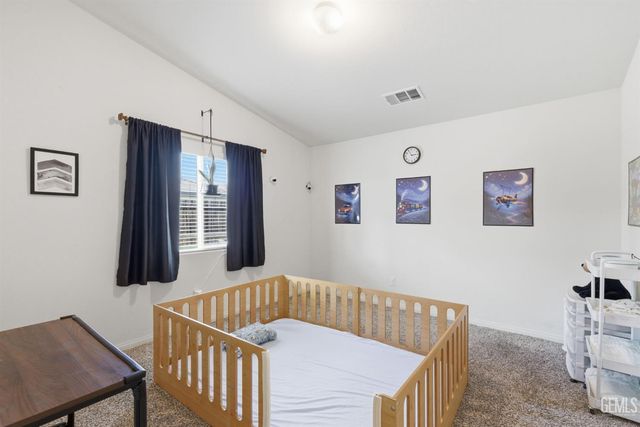 6008 Luckman Drive, Bakersfield, CA 93311