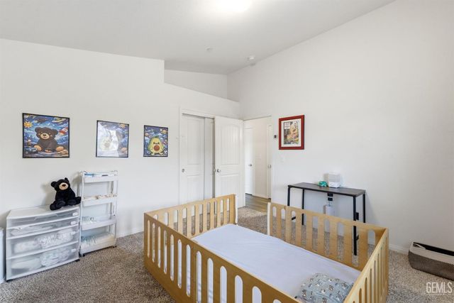 6008 Luckman Drive, Bakersfield, CA 93311