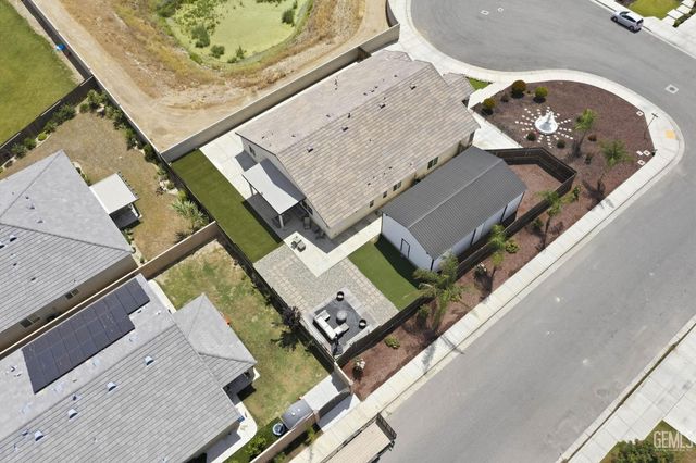 6008 Luckman Drive, Bakersfield, CA 93311