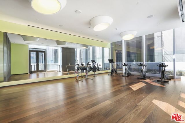 889 Francisco Street 909, Los Angeles, CA 90017