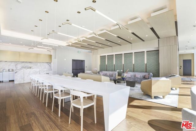 889 Francisco Street 909, Los Angeles, CA 90017