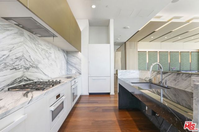 889 Francisco Street 909, Los Angeles, CA 90017