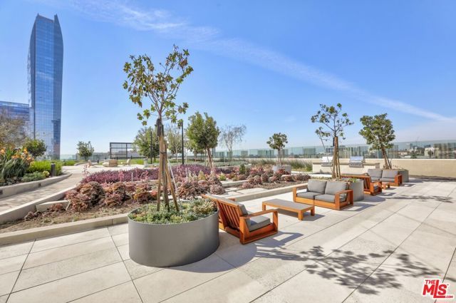 889 Francisco Street 909, Los Angeles, CA 90017