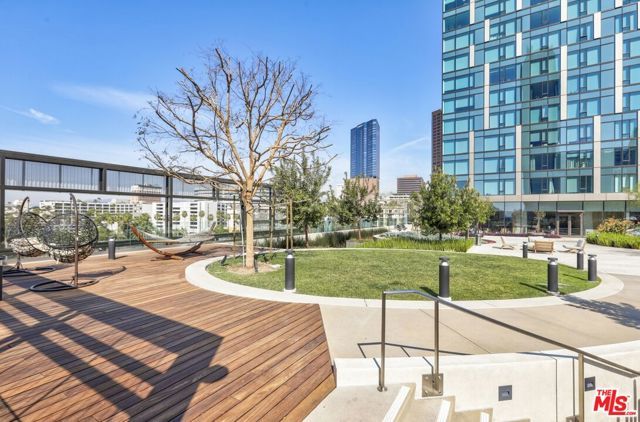 889 Francisco Street 909, Los Angeles, CA 90017