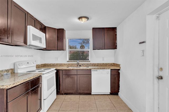 2800 NW 6th Ct, Fort Lauderdale, FL 33311