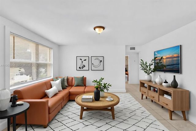 2800 NW 6th Ct, Fort Lauderdale, FL 33311