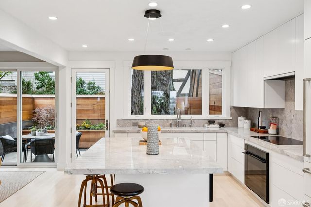 95 Nordhoff Street, San Francisco, CA 94131