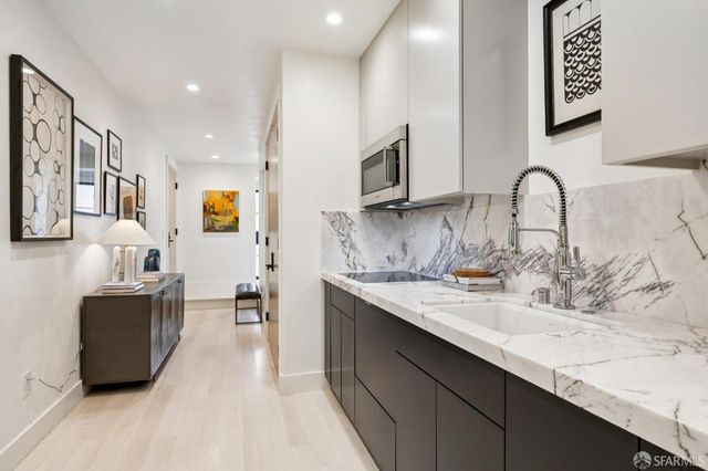 95 Nordhoff Street, San Francisco, CA 94131