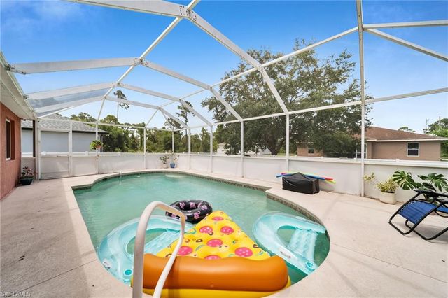 539 Summit AVE S, Lehigh Acres, FL 33974