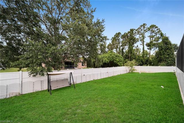 539 Summit AVE S, Lehigh Acres, FL 33974