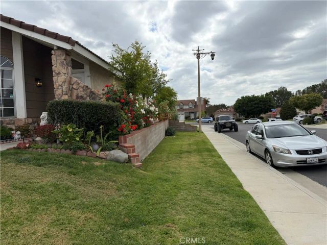 201 S Brookside Court, Anaheim, CA 92808