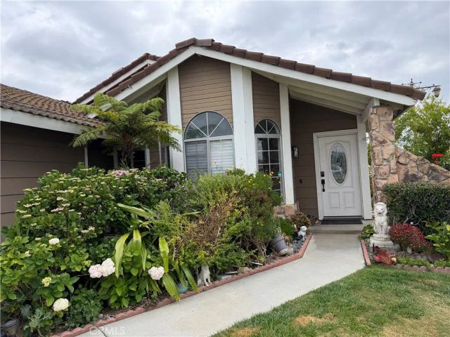 201 S Brookside Court, Anaheim, CA 92808