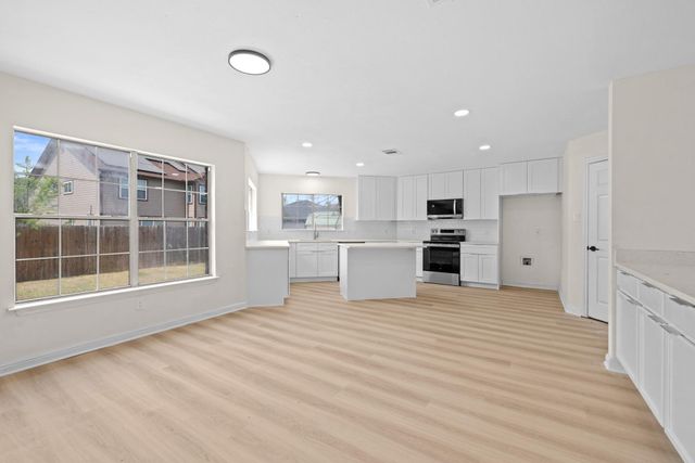 1181 Forest Bluff TRL, Round Rock, TX 78665