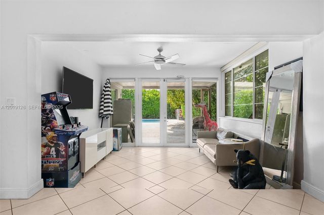 3758 Prairie Ave, Miami Beach, FL 33140