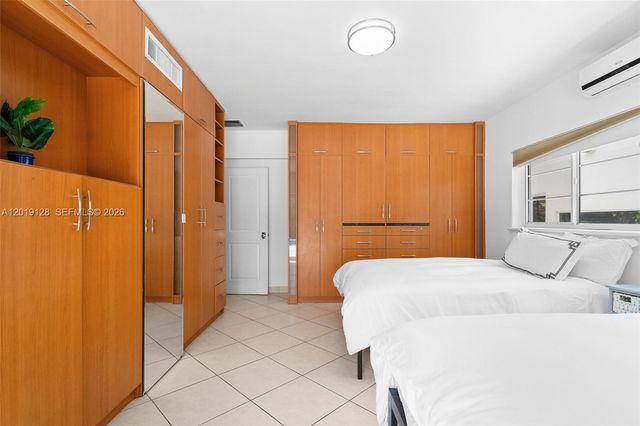 3758 Prairie Ave, Miami Beach, FL 33140