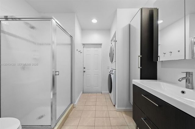 3758 Prairie Ave, Miami Beach, FL 33140