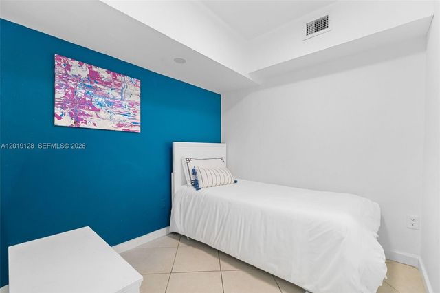 3758 Prairie Ave, Miami Beach, FL 33140