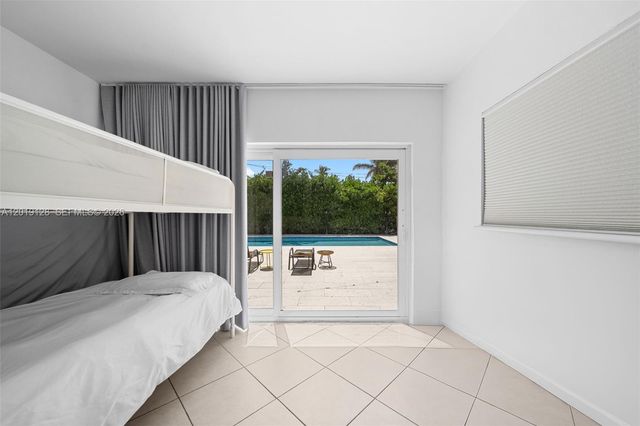 3758 Prairie Ave, Miami Beach, FL 33140