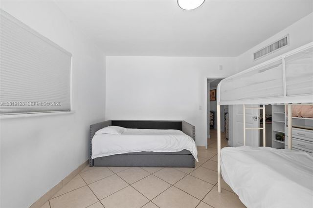 3758 Prairie Ave, Miami Beach, FL 33140