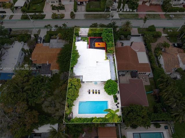 3758 Prairie Ave, Miami Beach, FL 33140