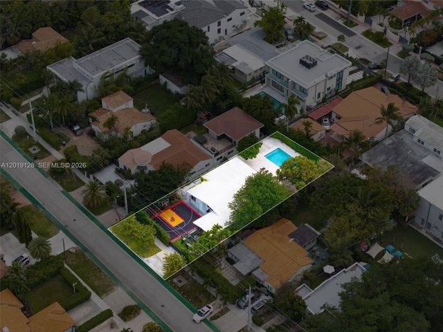 3758 Prairie Ave, Miami Beach, FL 33140